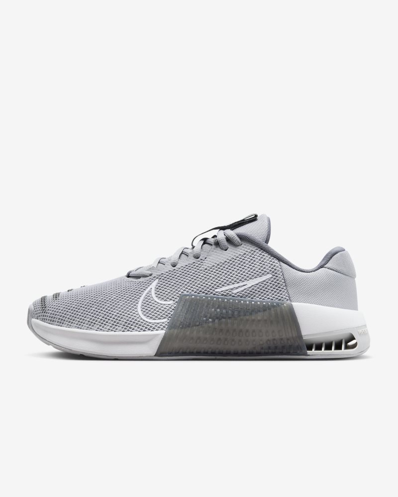 Nike Metcon 9 Helles Rauchgrau/Photonenstaub/Weiß/Weiß