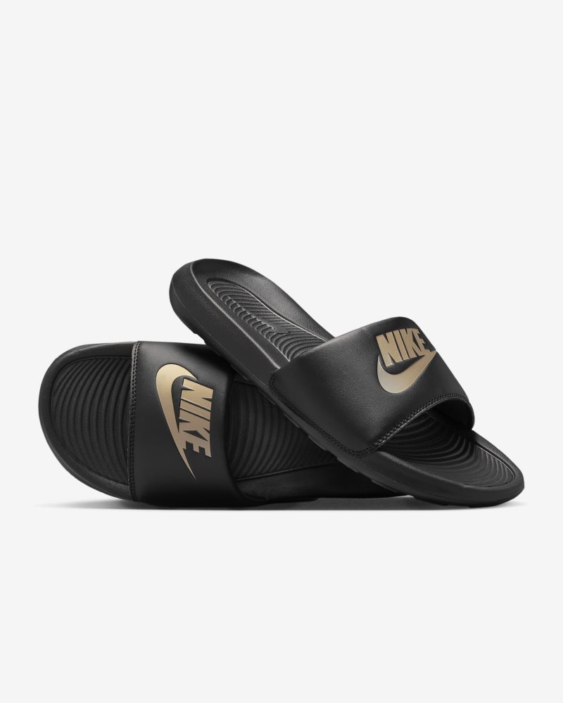 Nike Victori One Schwarz/Schwarz/Metallic Gold