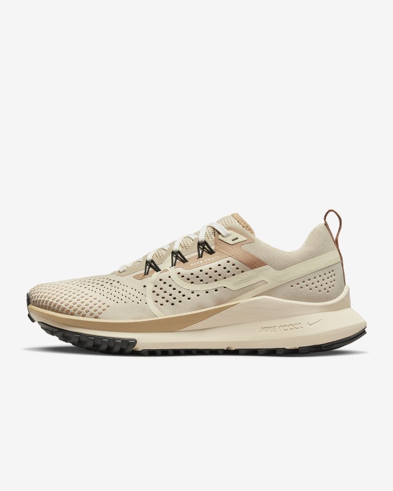 Nike Pegasus Trail 4 Sanddrift/Pearl White/Sail/Coconut Milk