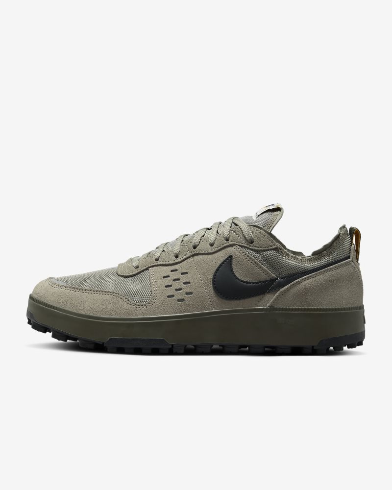 Nike C1TY „surplus" Light Army/Cargo Khaki/University Gold/Schwarz