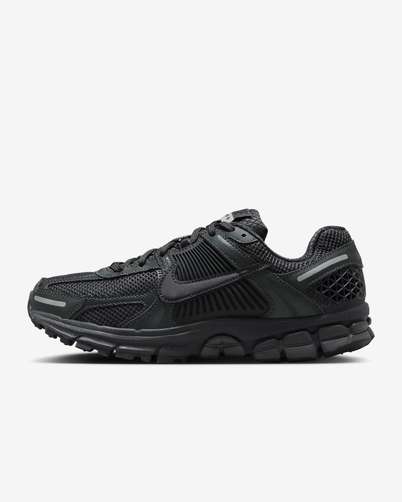 Nike Zoom Vomero 5 Schwarz/Schwarz